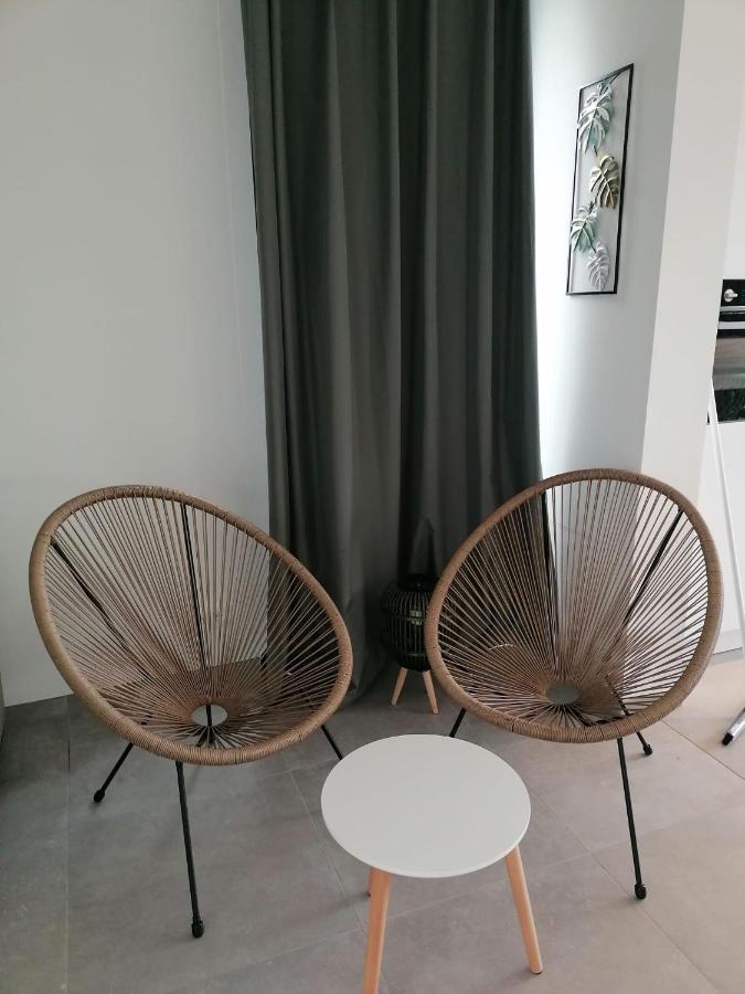 Rent & Relax: Vitrabelle Villa Lommel Buitenkant foto