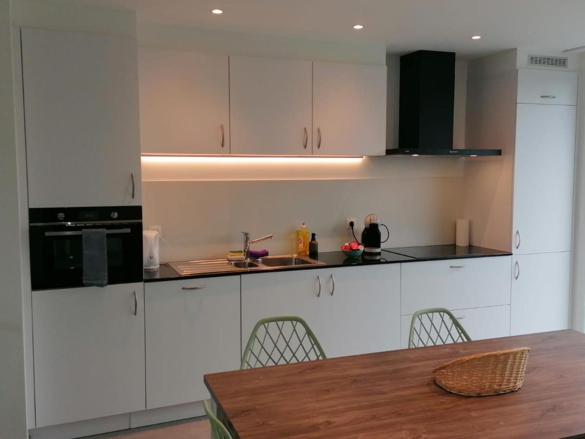 Rent & Relax: Vitrabelle Villa Lommel Buitenkant foto